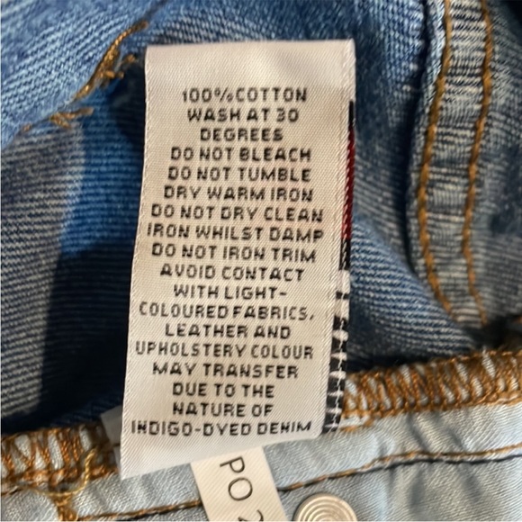 Boohoo Ripped Distressed High Waist Mom Jean Size 14 - Picture 15 of 16